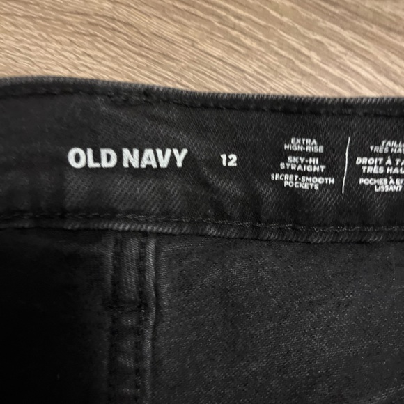Old Navy black boyfriend jeans size 12 - Picture 3 of 3